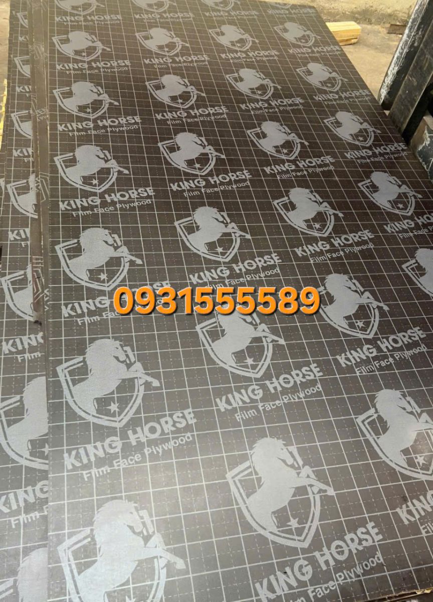 Ván ép phủ phim tại Tân Phú